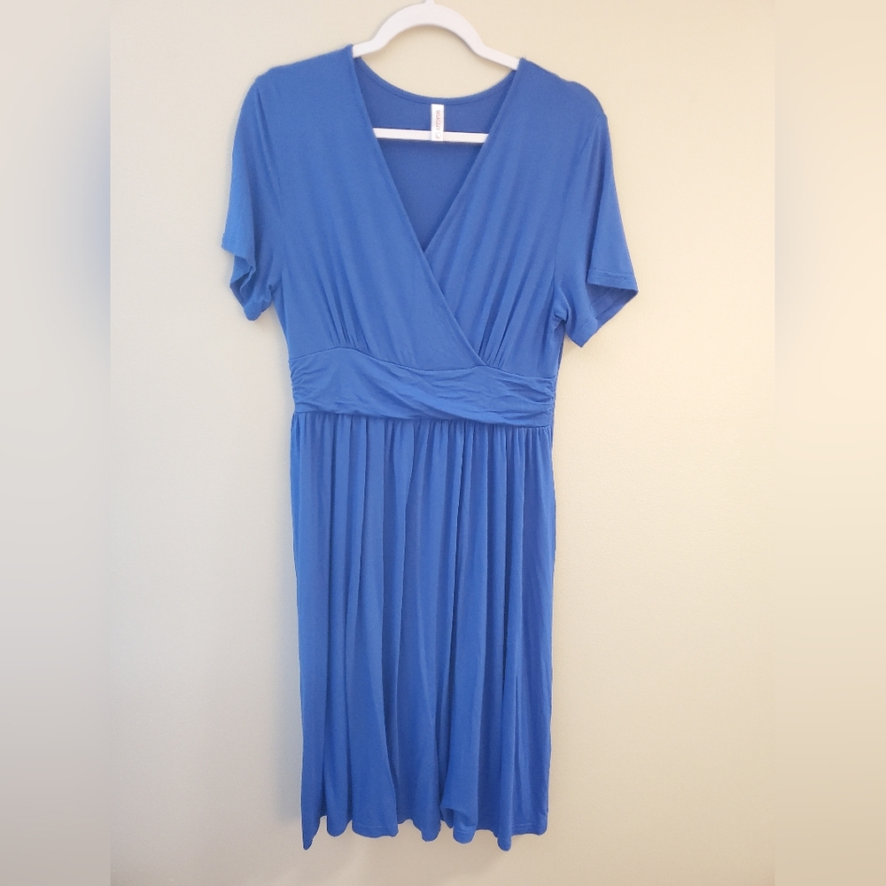 Weaczzy Solid Blue Short Sleeve Dress Size Large